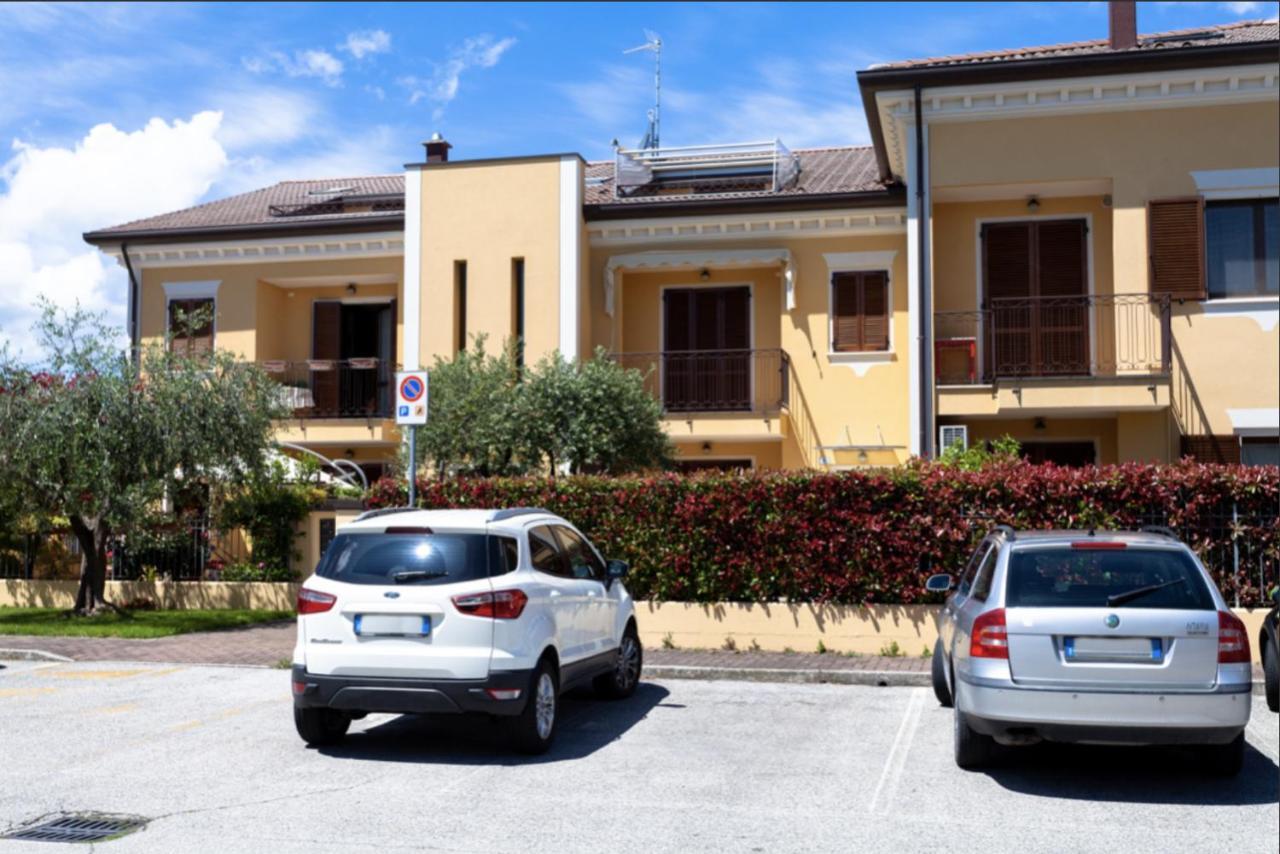Relax In Collina Apartment Misano Adriatico Bagian luar foto