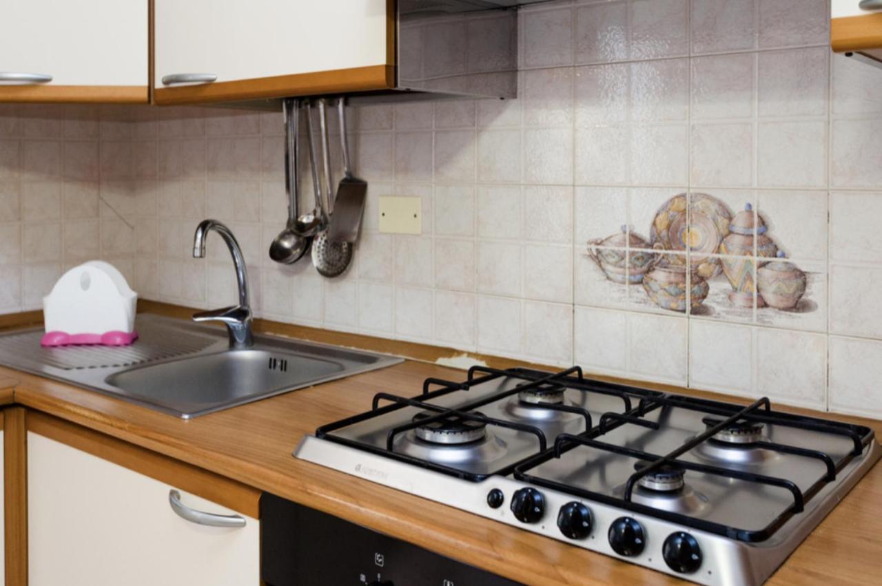 Relax In Collina Apartment Misano Adriatico Bagian luar foto
