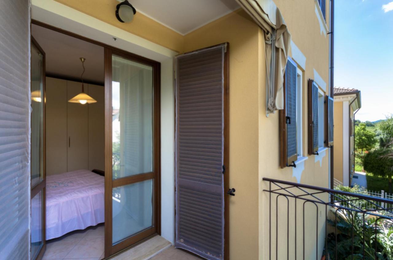 Relax In Collina Apartment Misano Adriatico Bagian luar foto