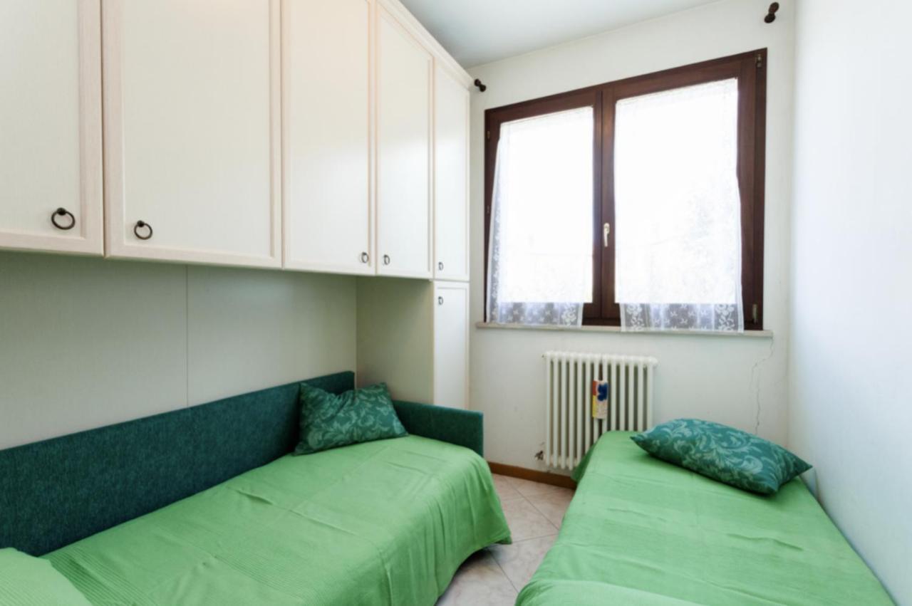 Relax In Collina Apartment Misano Adriatico Bagian luar foto