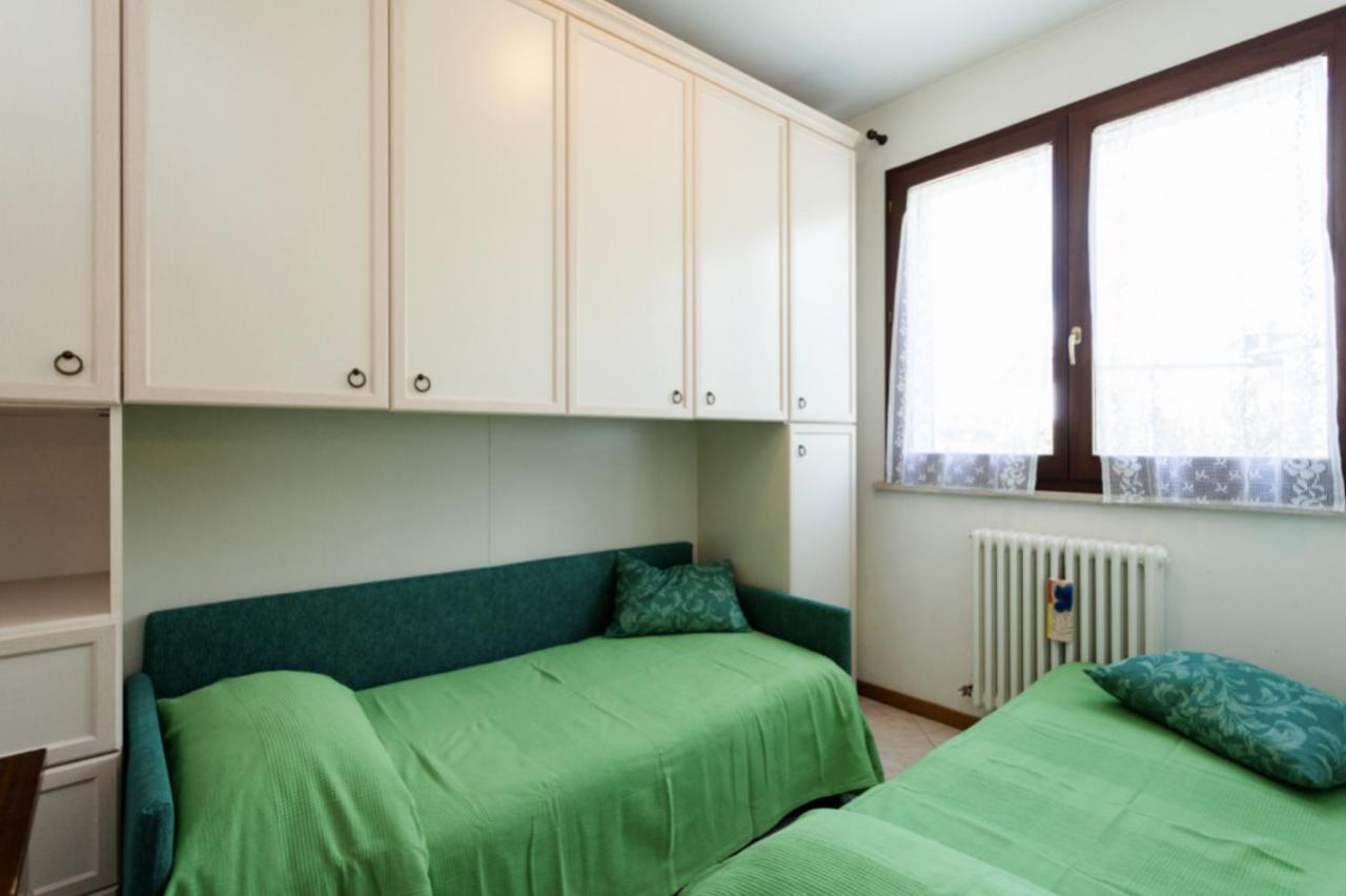 Relax In Collina Apartment Misano Adriatico Bagian luar foto